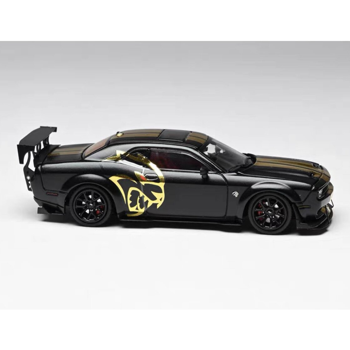 Diecast SH 1:64 Scale Dodge Ch - Die Cast Car 1 64 评论和价格